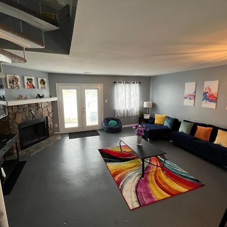 Villa Heart Of Raleigh Esterno foto