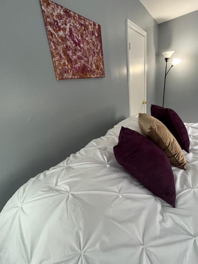 Villa Heart Of Raleigh Esterno foto