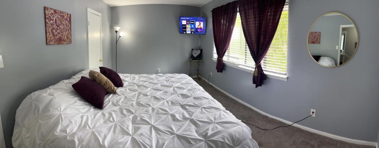 Villa Heart Of Raleigh Esterno foto